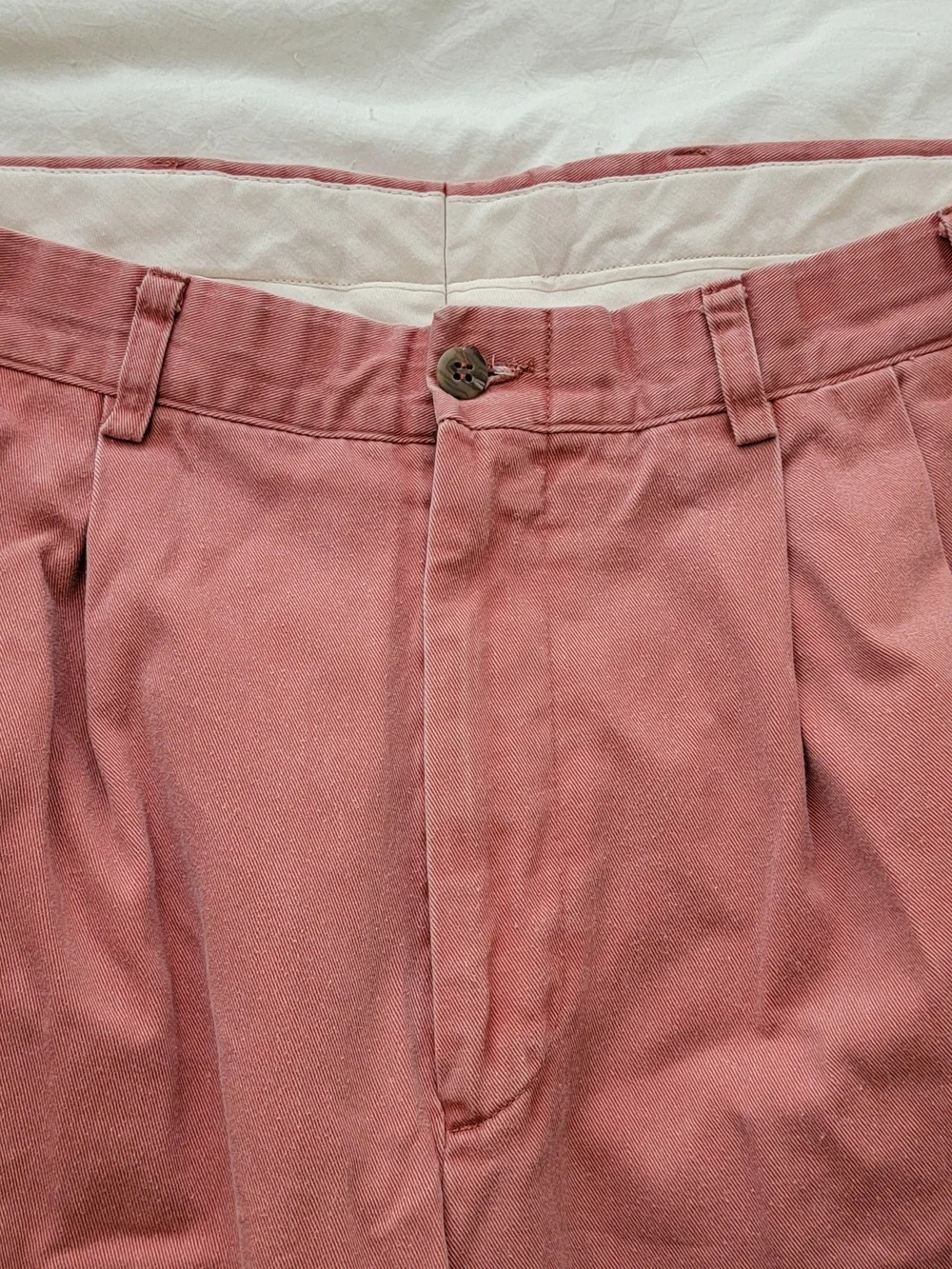 Men's Pleated Nantucket Reds